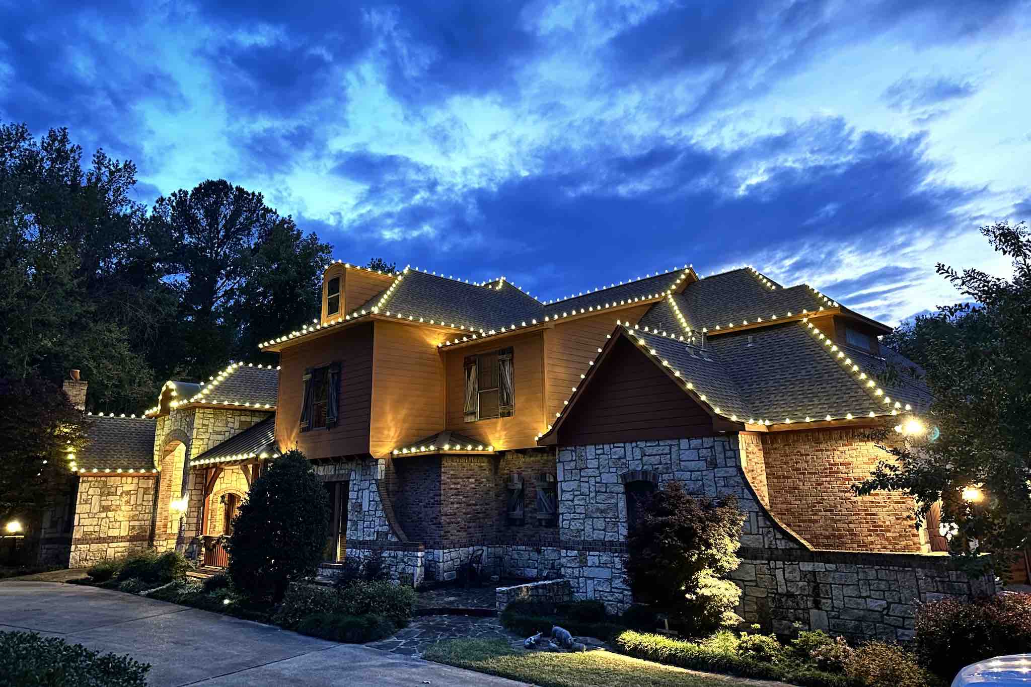 Hassle-free Christmas light installation Tyler Texas